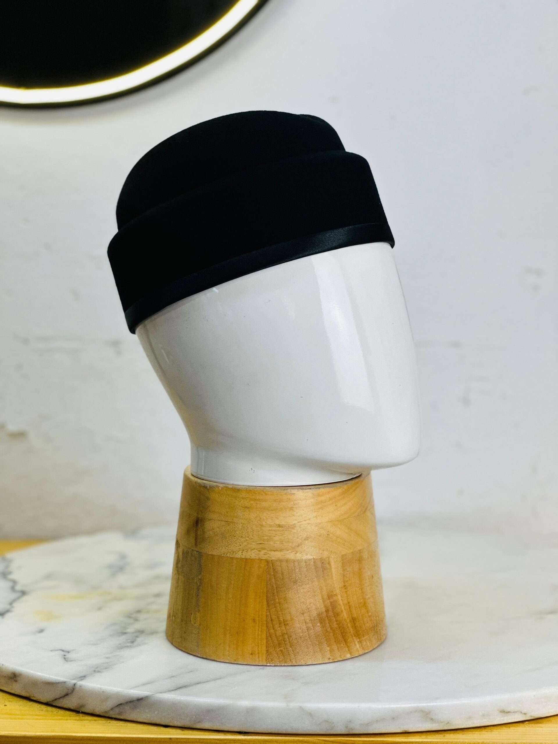 COFFE BEAN PILLBOX  - WOOL FELT - 8